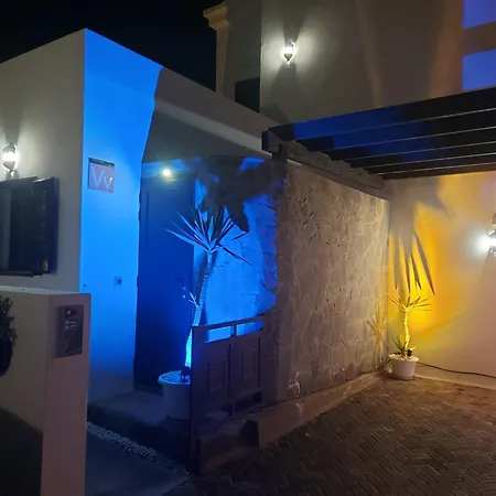 Emma Playa Blanca (Lanzarote)
