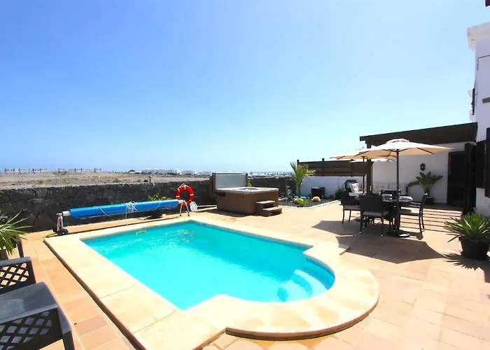 Emma Willa Playa Blanca (Lanzarote)