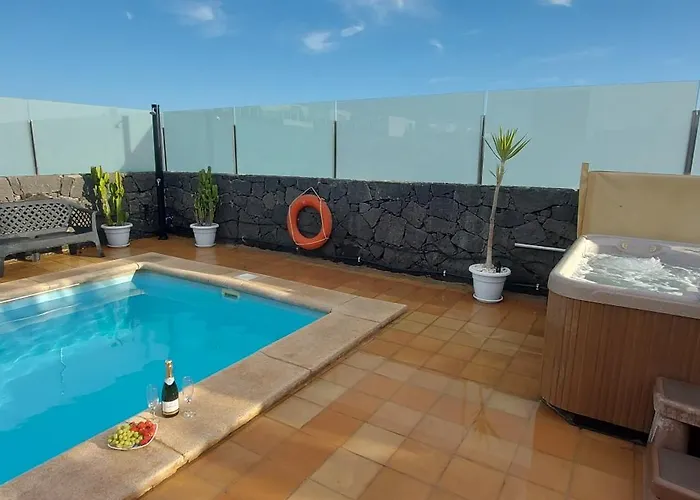 Emma Villa Playa Blanca (Lanzarote)